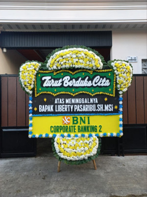Papan Bunga Duka di Tutuk Tolu