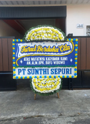 Papan Bunga Duka di Tutuk Tolu